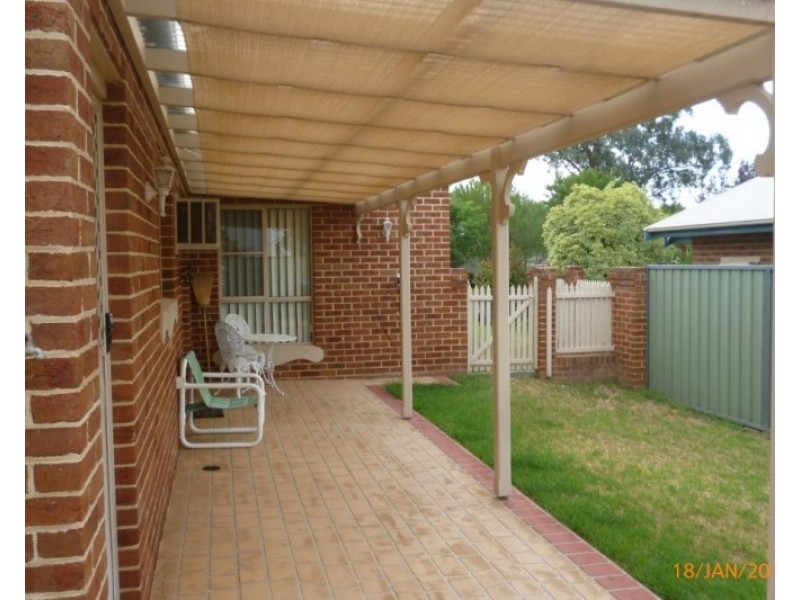 2/4 Macquarie Drive, Mudgee NSW 2850