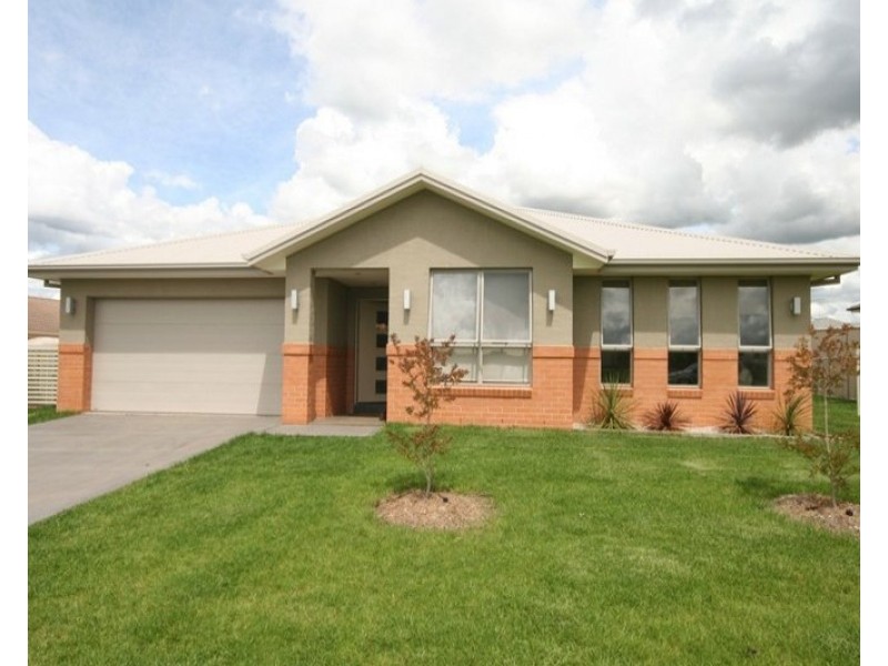 8 King Street, Mudgee NSW 2850