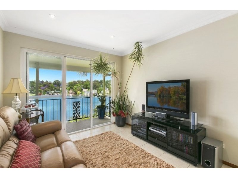 22B Haughton Avenue, Linley Point NSW 2066