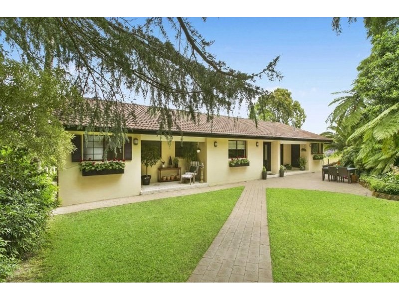 22B Haughton Avenue, Linley Point NSW 2066