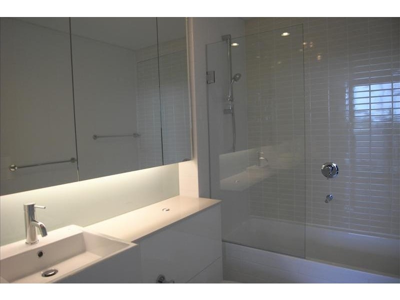 8 Duntroon Street, St Leonards NSW 2065