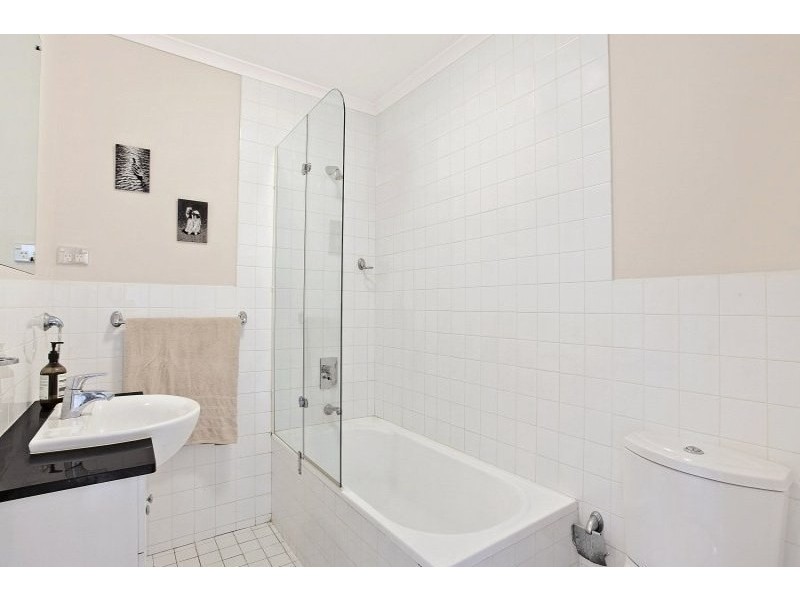 2/176-180 Salisbury Road, Camperdown NSW 2050