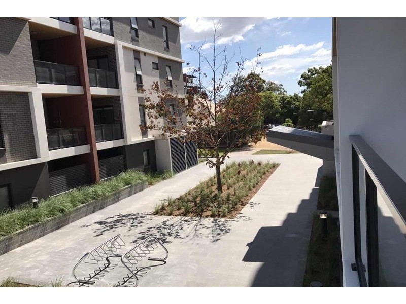 2D Porter Street, Ryde NSW 2112