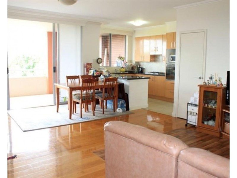 64/10 Webb St Street, Croydon NSW 2132