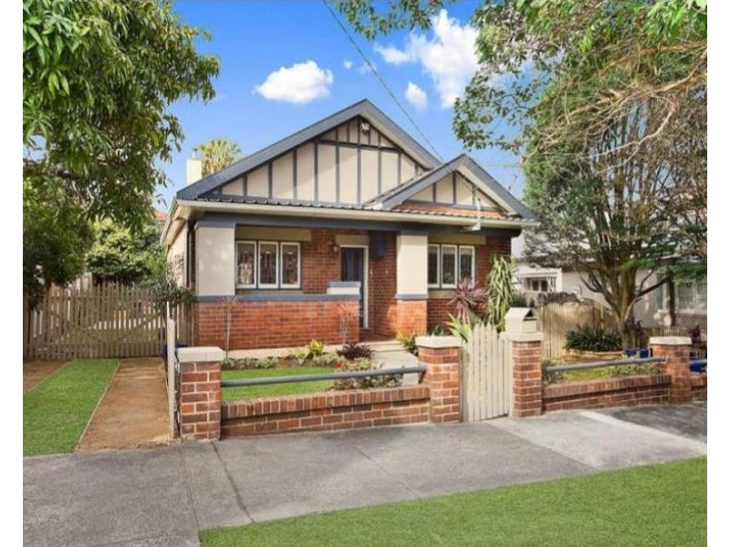 129 Sydney Street, Willoughby NSW 2068