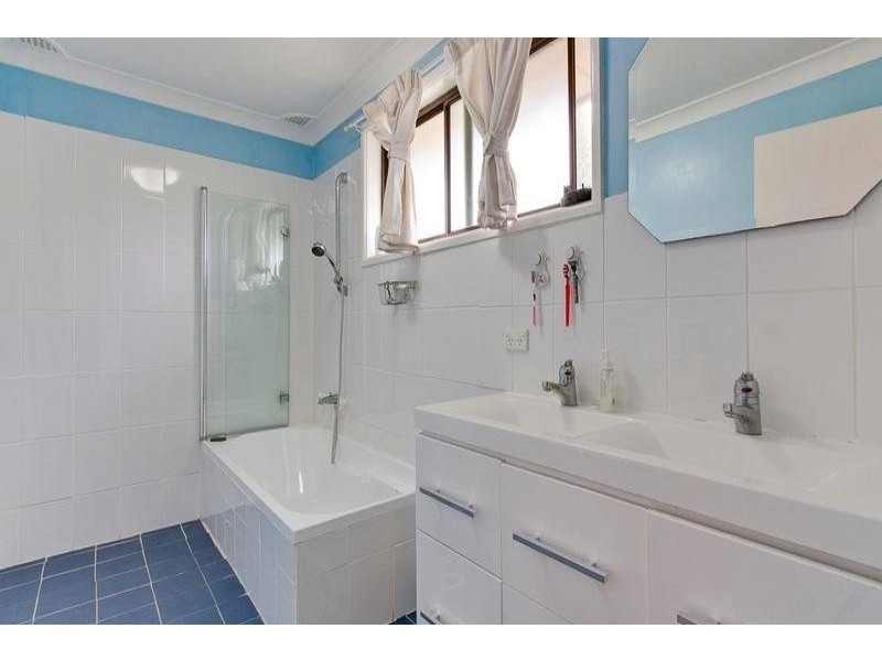 30 Coolong Avenue, Castle Hill NSW 2154