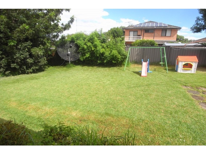 18 Mulheron Avenue, Baulkham Hills NSW 2153