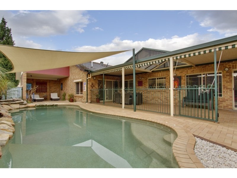 13 Arabella Place, Bella Vista NSW 2153