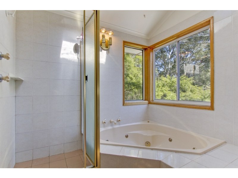 16 Eames Avenue, Baulkham Hills NSW 2153