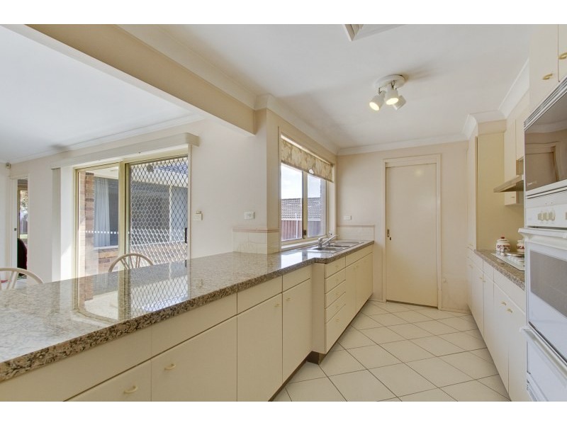 19 Forum Crescent, Baulkham Hills NSW 2153