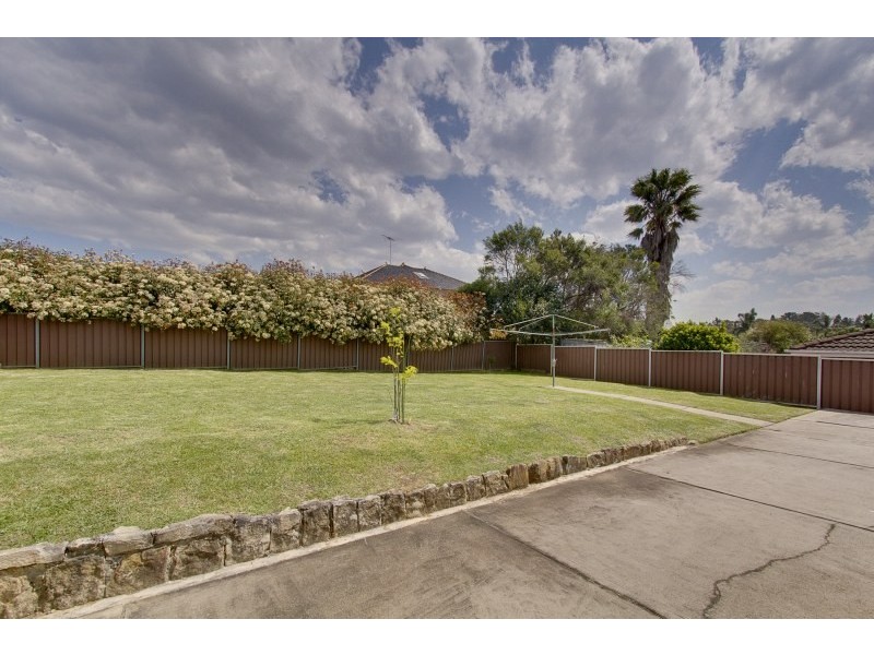 19 Forum Crescent, Baulkham Hills NSW 2153