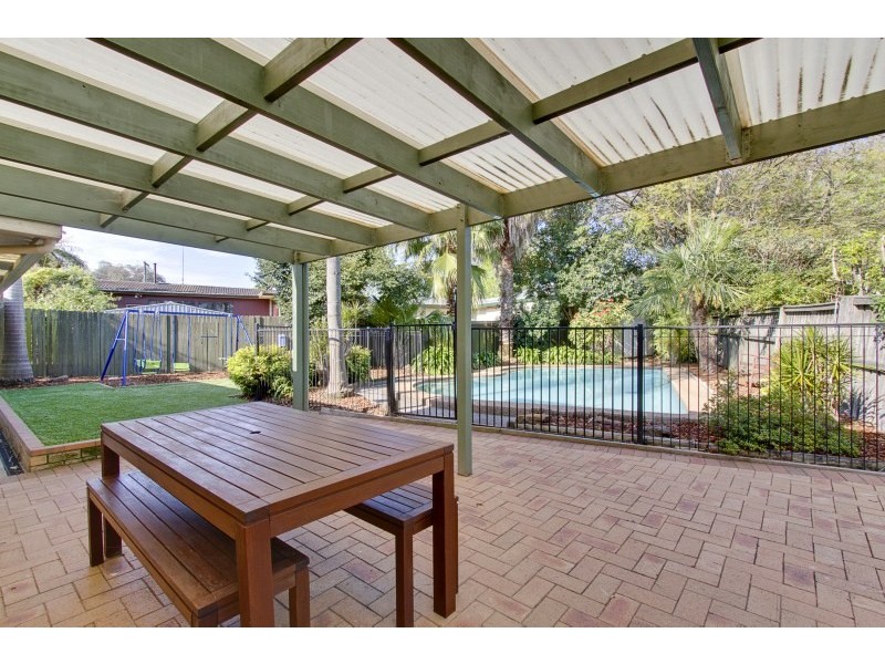 33 Roxborough Park Road, Baulkham Hills NSW 2153