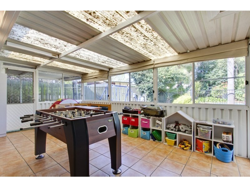 33 Roxborough Park Road, Baulkham Hills NSW 2153