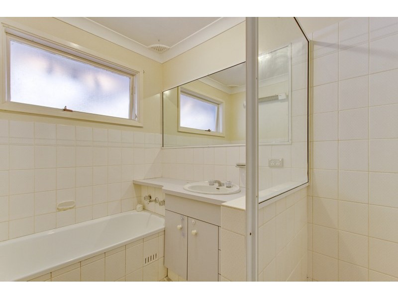 33 Roxborough Park Road, Baulkham Hills NSW 2153