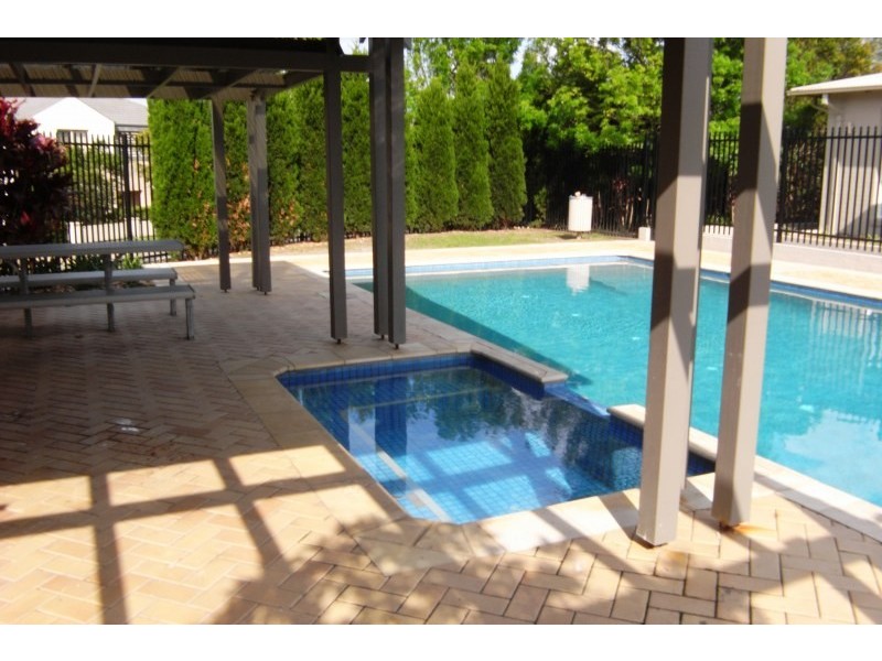 4 Castleford Terrace, Stanhope Gardens NSW 2768