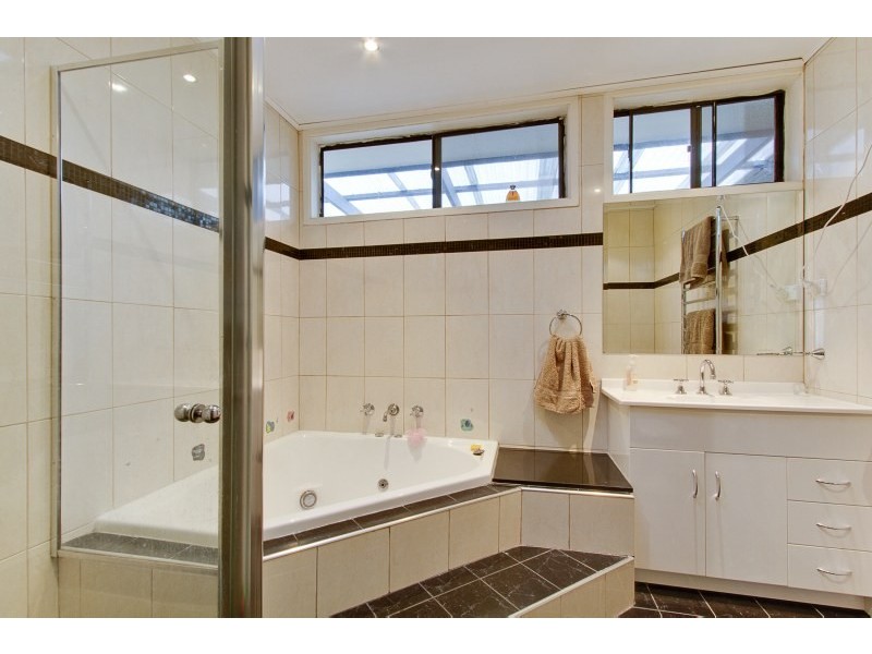 26 Bogan Avenue, Baulkham Hills NSW 2153