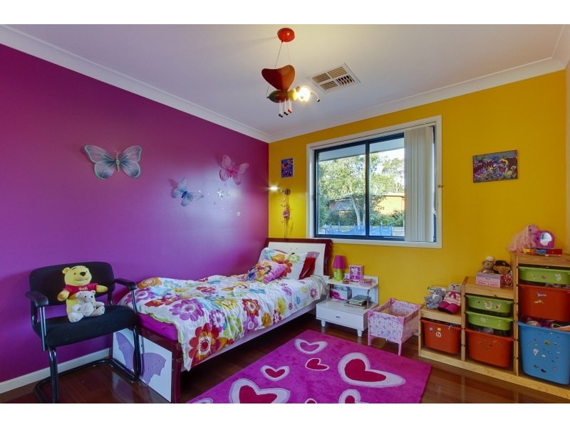 8 Kelvin Grove, Winston Hills NSW 2153