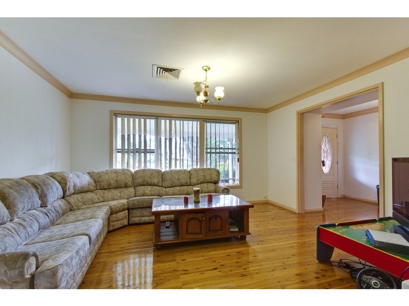 5 Deed Place, Northmead NSW 2152