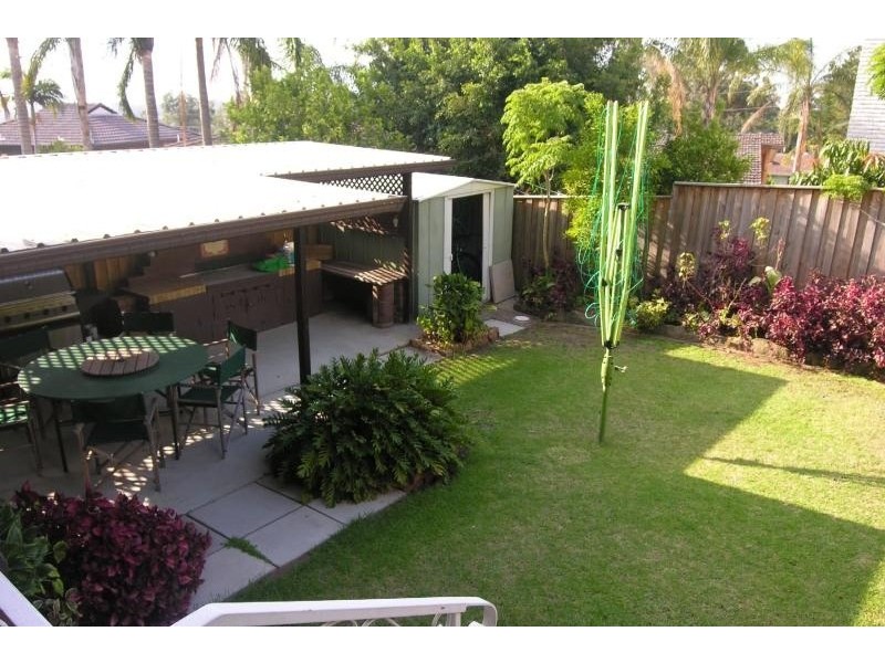 12 Whitefriars Way, Winston Hills NSW 2153