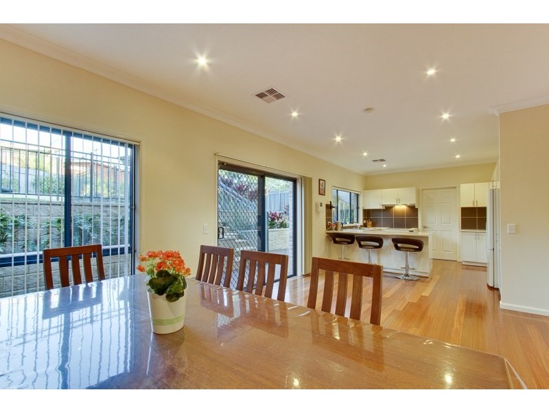 8 Kelvin Grove, Winston Hills NSW 2153