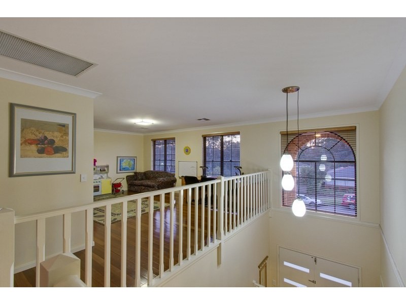 8 Kelvin Grove, Winston Hills NSW 2153