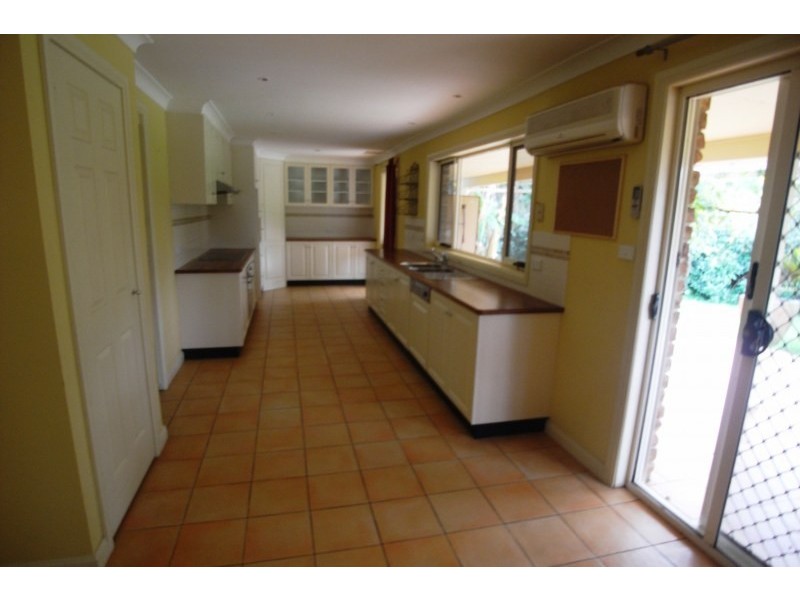 37 Middleton Avenue, Castle Hill NSW 2154