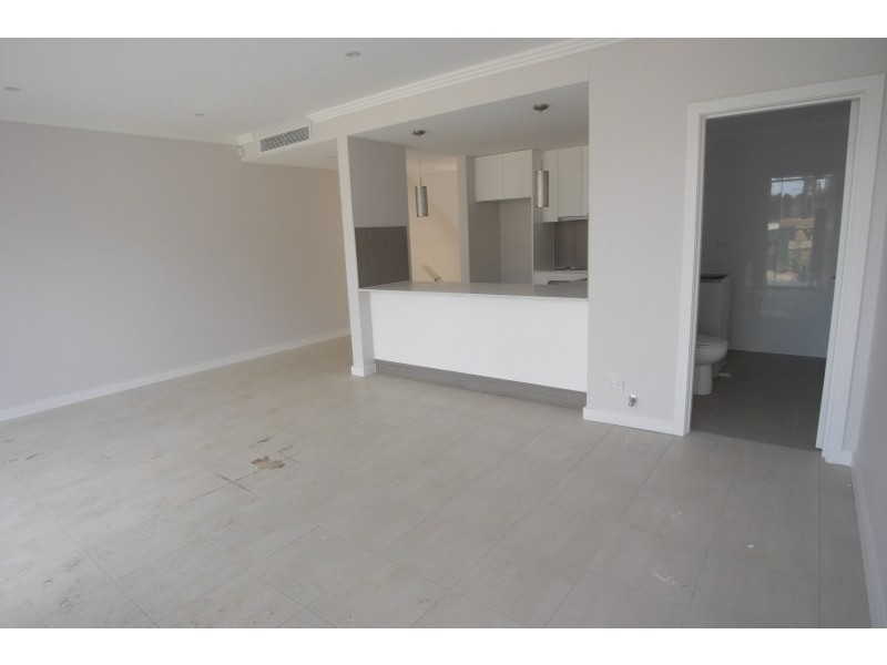 Unit 8/212 Pennant Hills Road, Oatlands NSW 2117