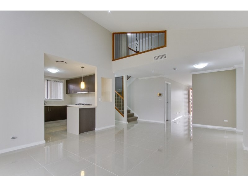 16 Roselea Street, Glenwood NSW 2768