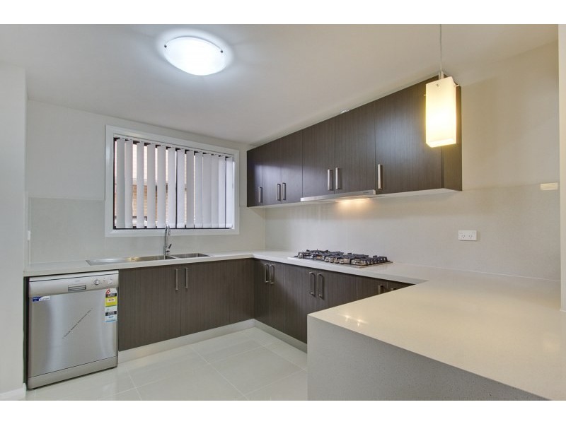 6 Hoya Way, Glenwood NSW 2768