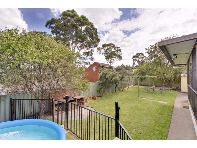 19 Karabil Crescent, Baulkham Hills NSW 2153