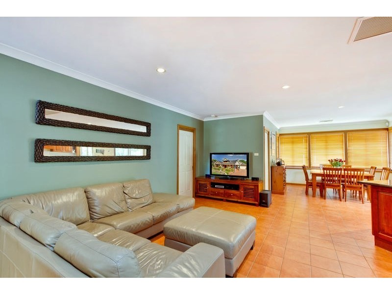 9 Coorumbene Court, Bella Vista NSW 2153