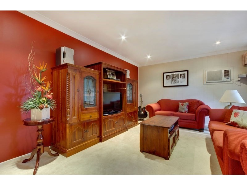 39 Brucedale Drive, Baulkham Hills NSW 2153