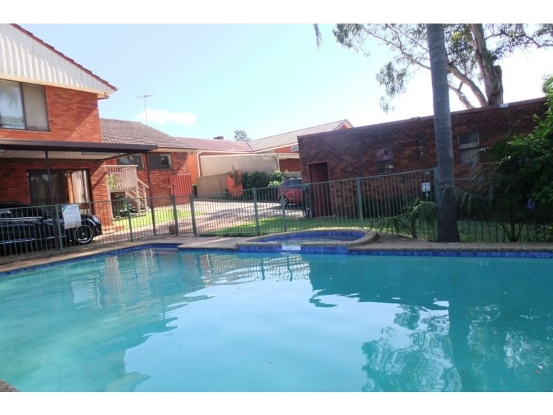 8 Palace Road, Baulkham Hills NSW 2153