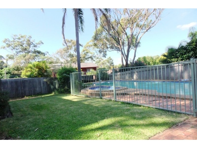 8 Palace Road, Baulkham Hills NSW 2153