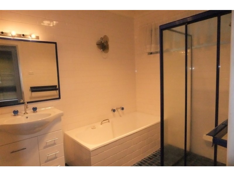 8 Palace Road, Baulkham Hills NSW 2153