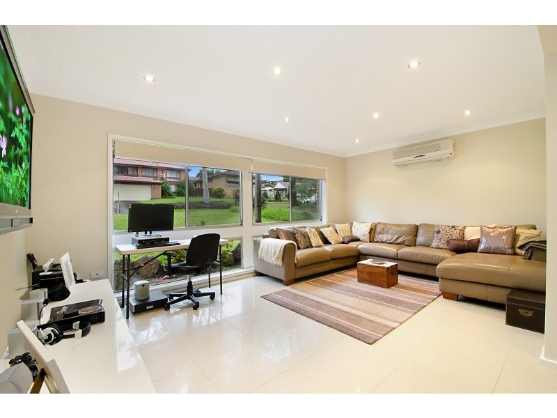 34 Dresden Avenue, Castle Hill NSW 2154