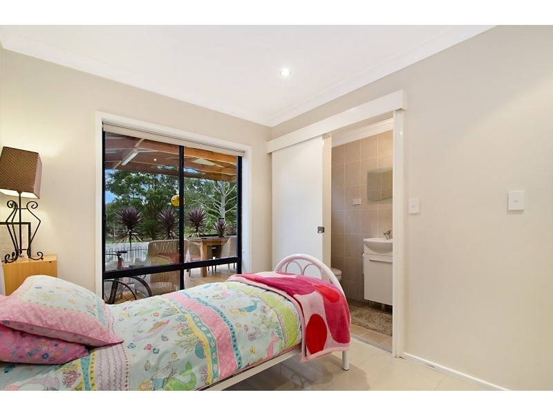 34 Dresden Avenue, Castle Hill NSW 2154