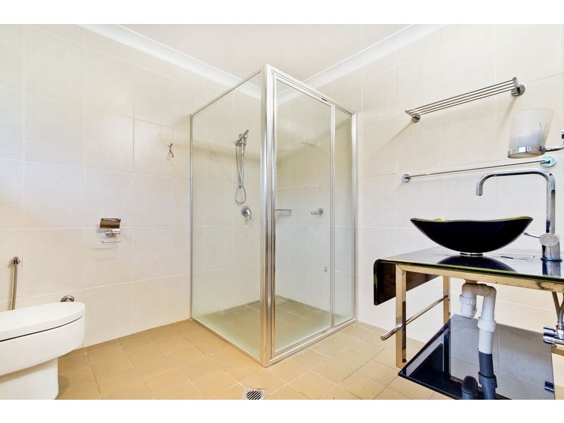 8 Taylors Road, Dural NSW 2158