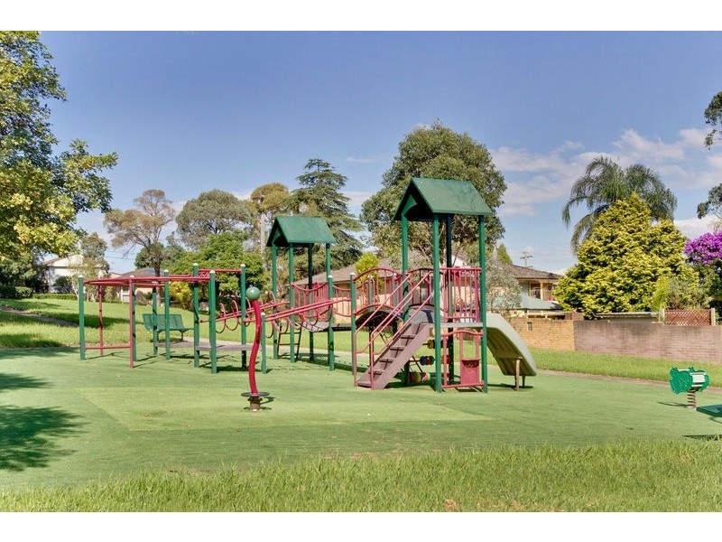 22 Manor Place, Baulkham Hills NSW 2153