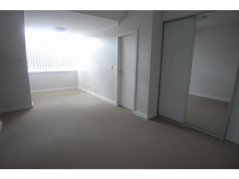 Unit 2/212 Pennant Hills Road, Oatlands NSW 2117