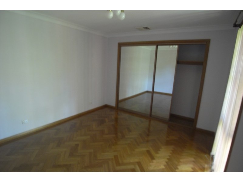 18 Batavia Place, Baulkham Hills NSW 2153