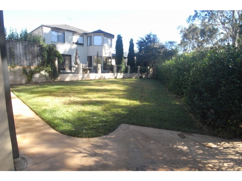 10 Vivaldi Place, Beaumont Hills NSW 2155