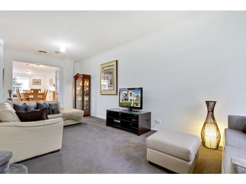 36 Rothbury Terrace, Stanhope Gardens NSW 2768