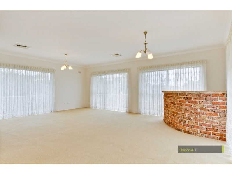 2 Selkirk Street, Winston Hills NSW 2153