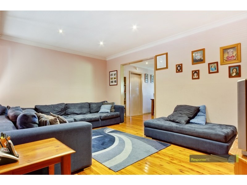 6 Churchill Drive, Winston Hills NSW 2153