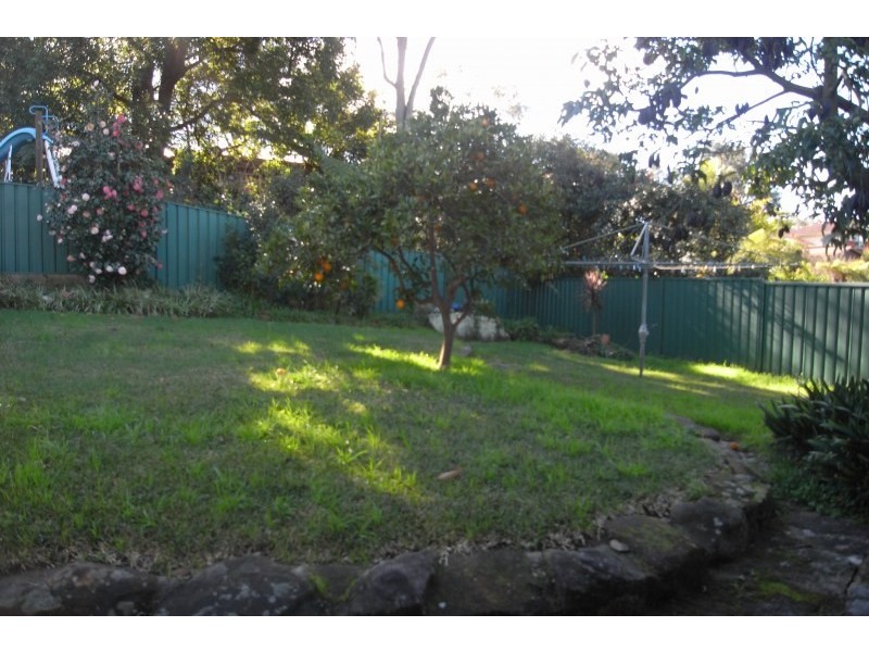 30 Caprera Road, Northmead NSW 2152