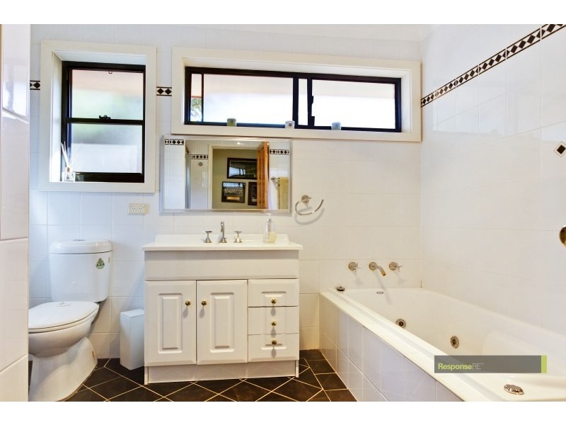 74 Solander Road, Seven Hills NSW 2147