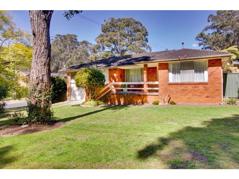 2 Kira Avenue, Northmead NSW 2152