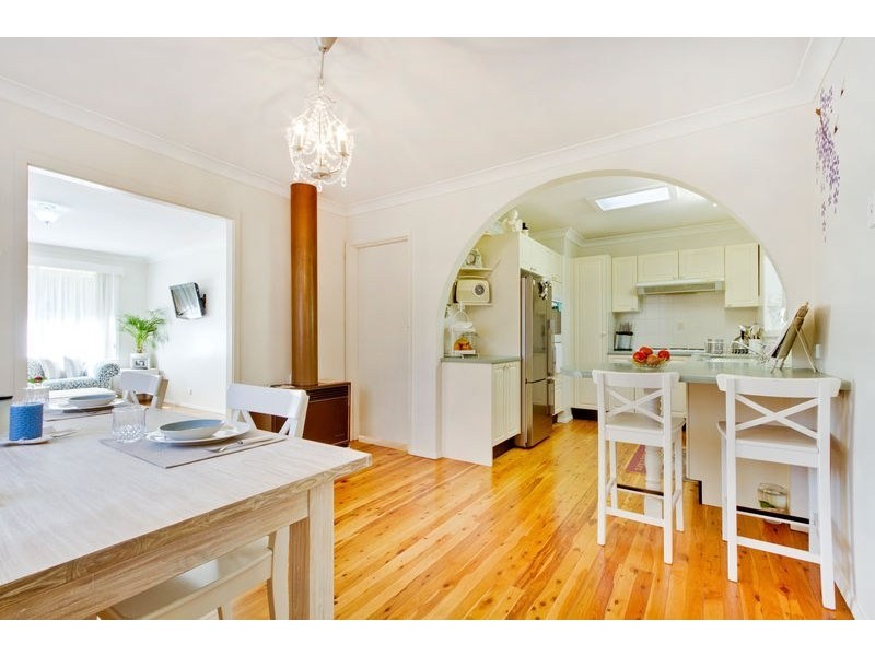 2 Kira Avenue, Northmead NSW 2152