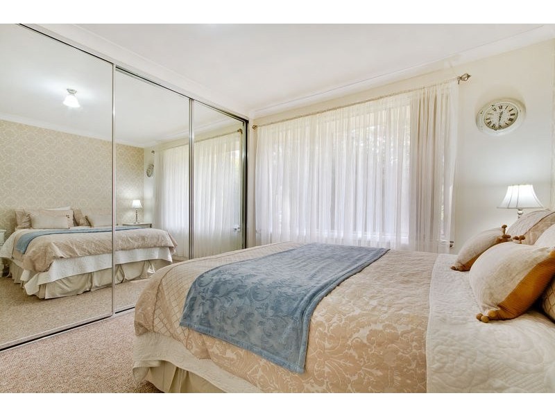 2 Kira Avenue, Northmead NSW 2152